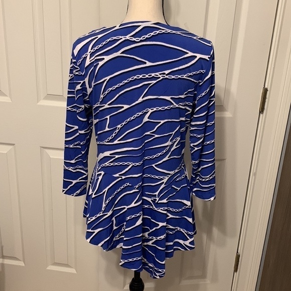 JM Collection Chain Print Tunic - Picture 6 of 9